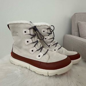 Sorel Joan explorer boots